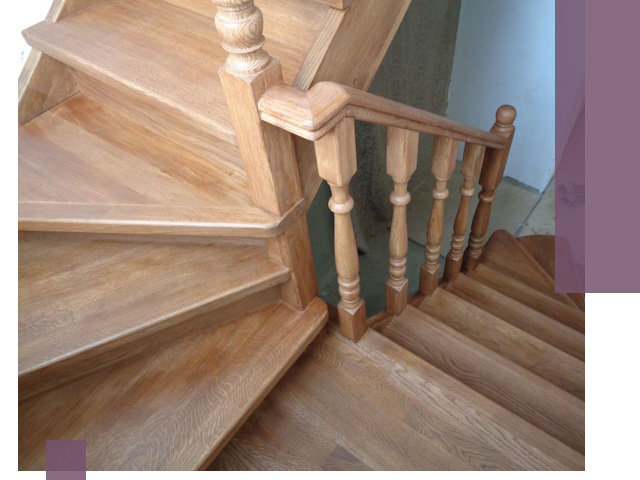 Дубовые лестницы под ключ в Советской Гавани: изготовление и монтаж