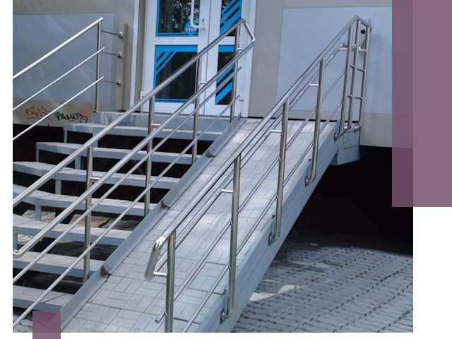 Пандус на крыльцо под ключ в Советской Гавани: монтаж и изготовление